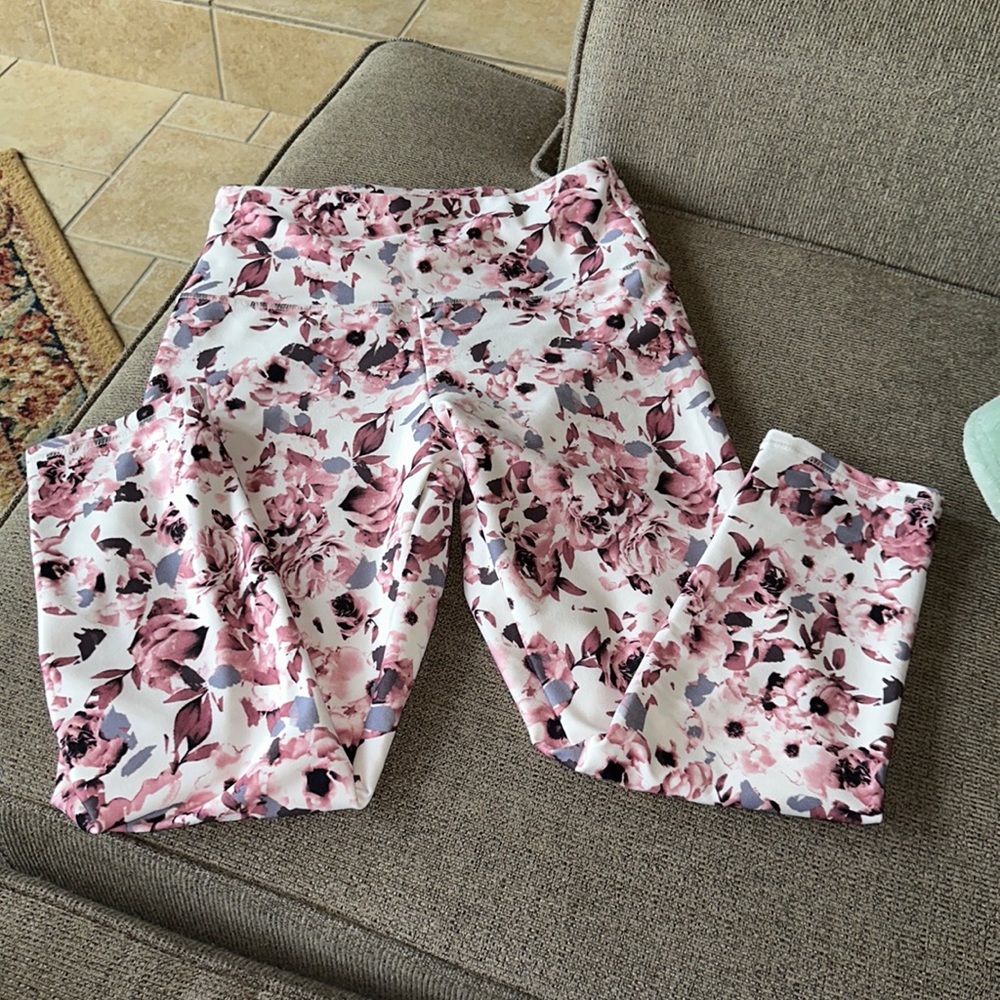 Balance Collection floral print High Rise Leggings Size Medium